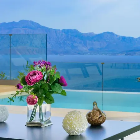 Villa Majestic View
